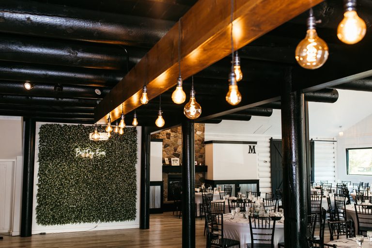 Ahavah Cottage: A Modern, Elegant Wedding Venue Nestled in Southern Minnesota